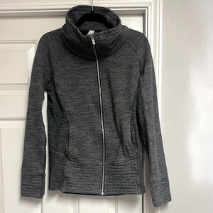 Lululemon Radiant Jacket II Heathered Core Dark Grey, Size 8